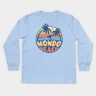 Vintage Surfing Mondo Beach, California // Retro Summer Vibes // Grunge Surfer Sunset Kids Long Sleeve T-Shirt